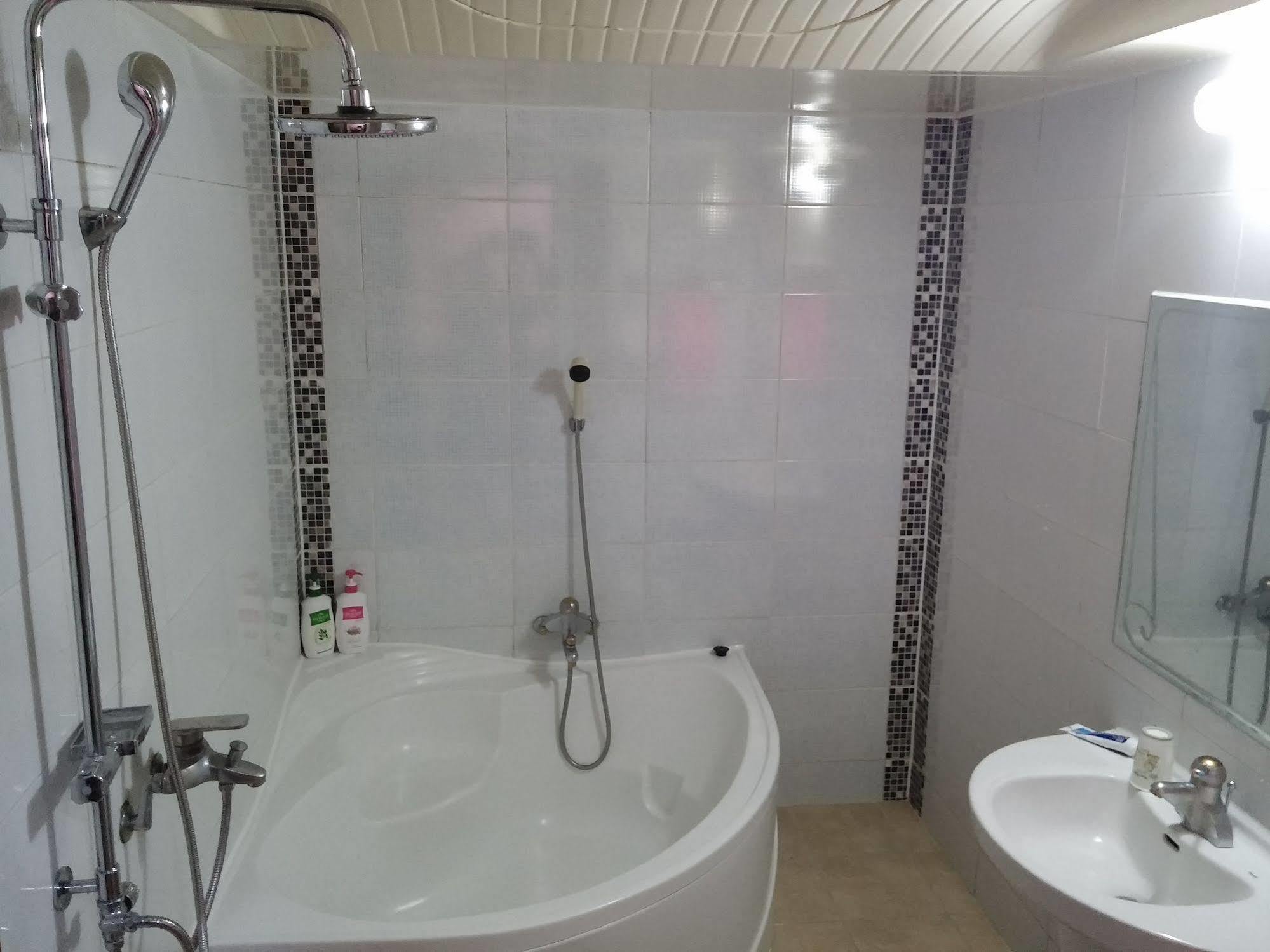 Cyber Motel Gunsan Bagian luar foto